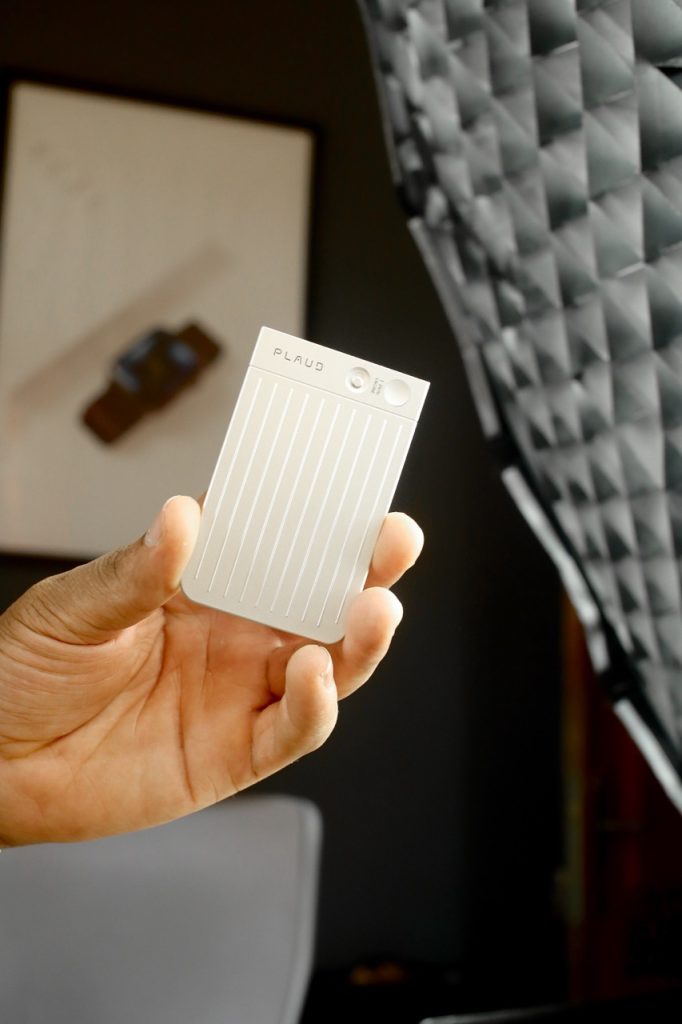 this Plaud Note AI voice recorder can transcribe your Audio in real-time