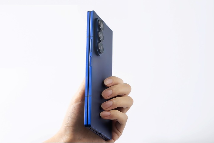 Galaxy Z Fold7: Powerful Versatility in the Thinnest, Lightest Z Fold Yet